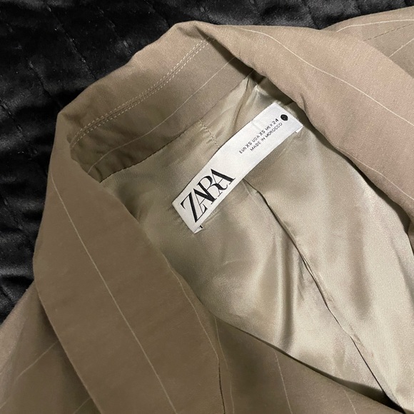 Jacket dress with waist tie - Picture 2 of 4